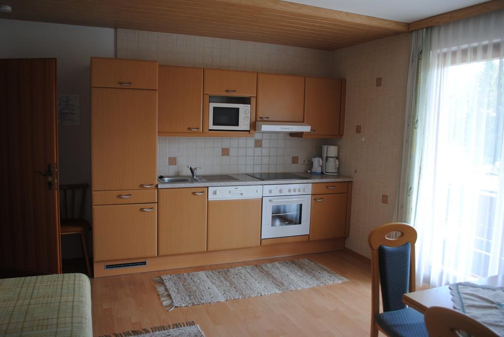 Gästehaus Lindermuth Presseggersee Zimmer foto