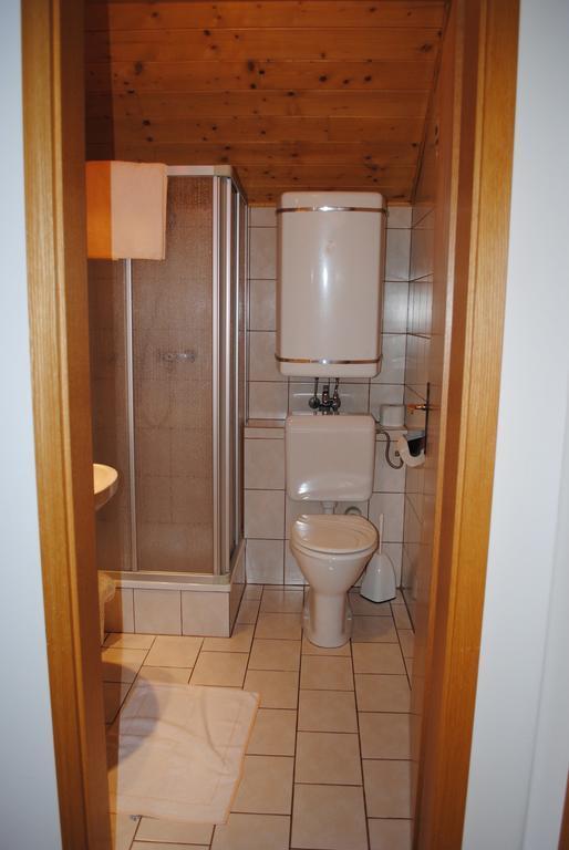 Gästehaus Lindermuth Presseggersee Zimmer foto